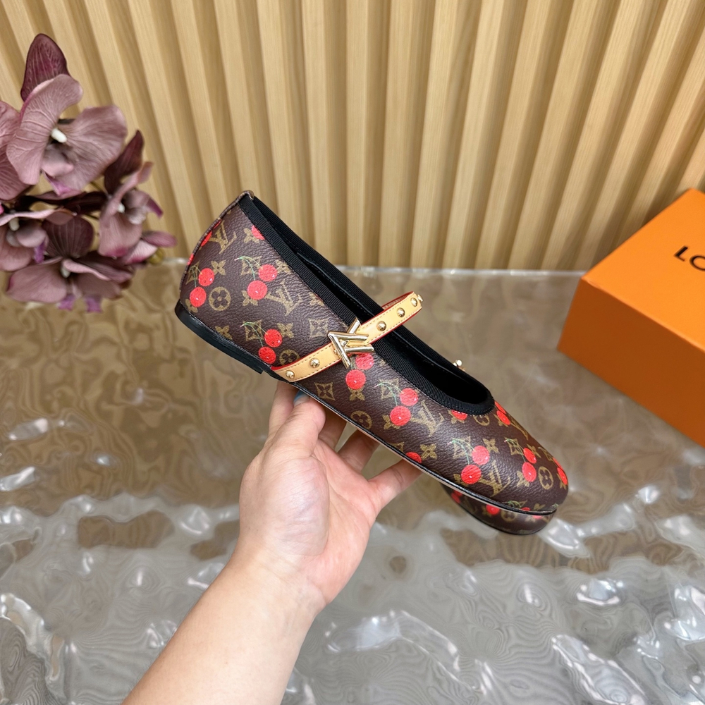 Louis Vuitton Romy Flat Ballerina