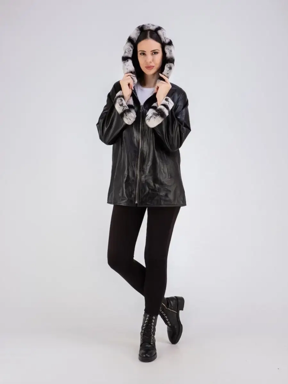 Куртка из натуральной кожи с капюшоном двустороннее