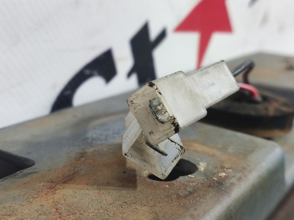 Продолжение крыла правого