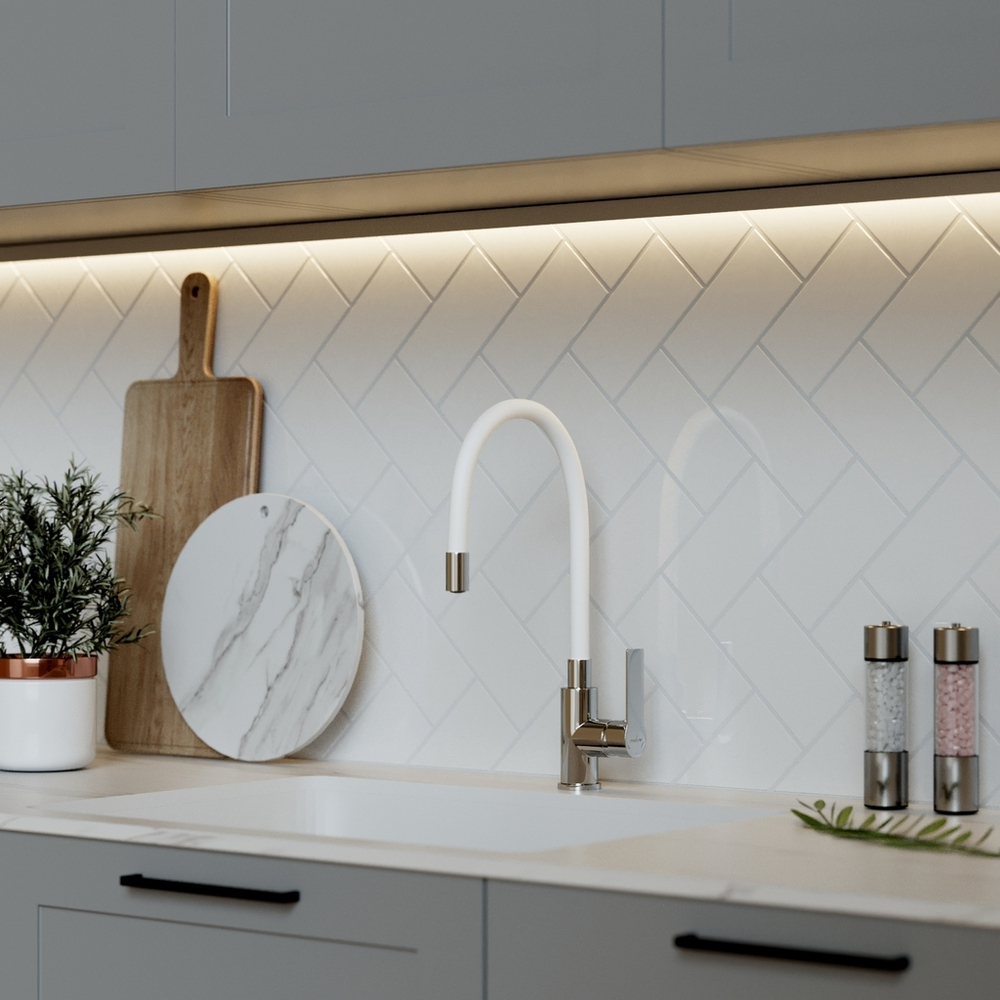 Смеситель для кухни 35к MIXLINE ML35-098 гибкий излив, б/отв, боковая, белый