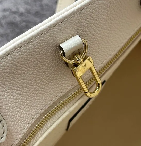 Сумка Louis Vuitton Onthego кремовый
