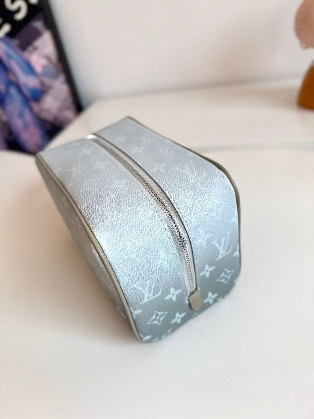 Несессер Louis Vuitton Dopp Kit