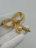 Брошь Бант с «жемчугом» AAi