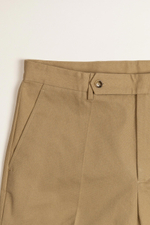Брюки чинос песочные