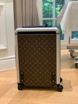 Louis Vuitton Horizon 55