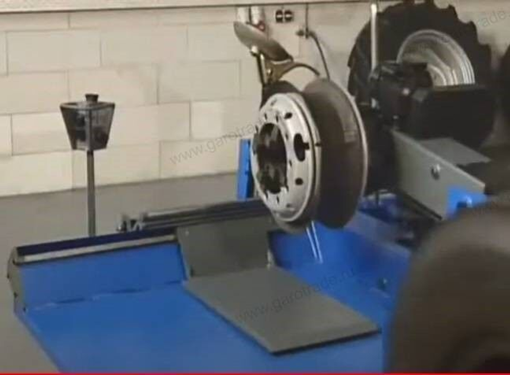 Грузовой шиномонтажный стенд Beissbarth MS 75