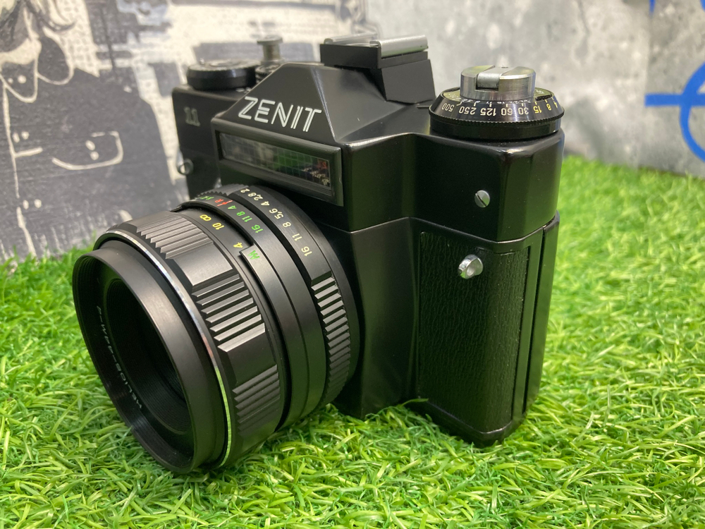 Zenit 11 + Helios-44M-4