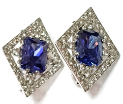 Ювелирные серьги из серебра