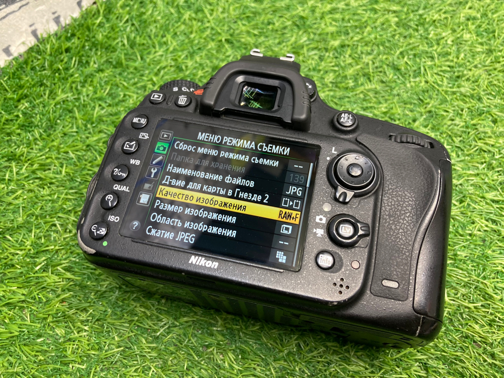 Nikon D600 172.000 кадров
