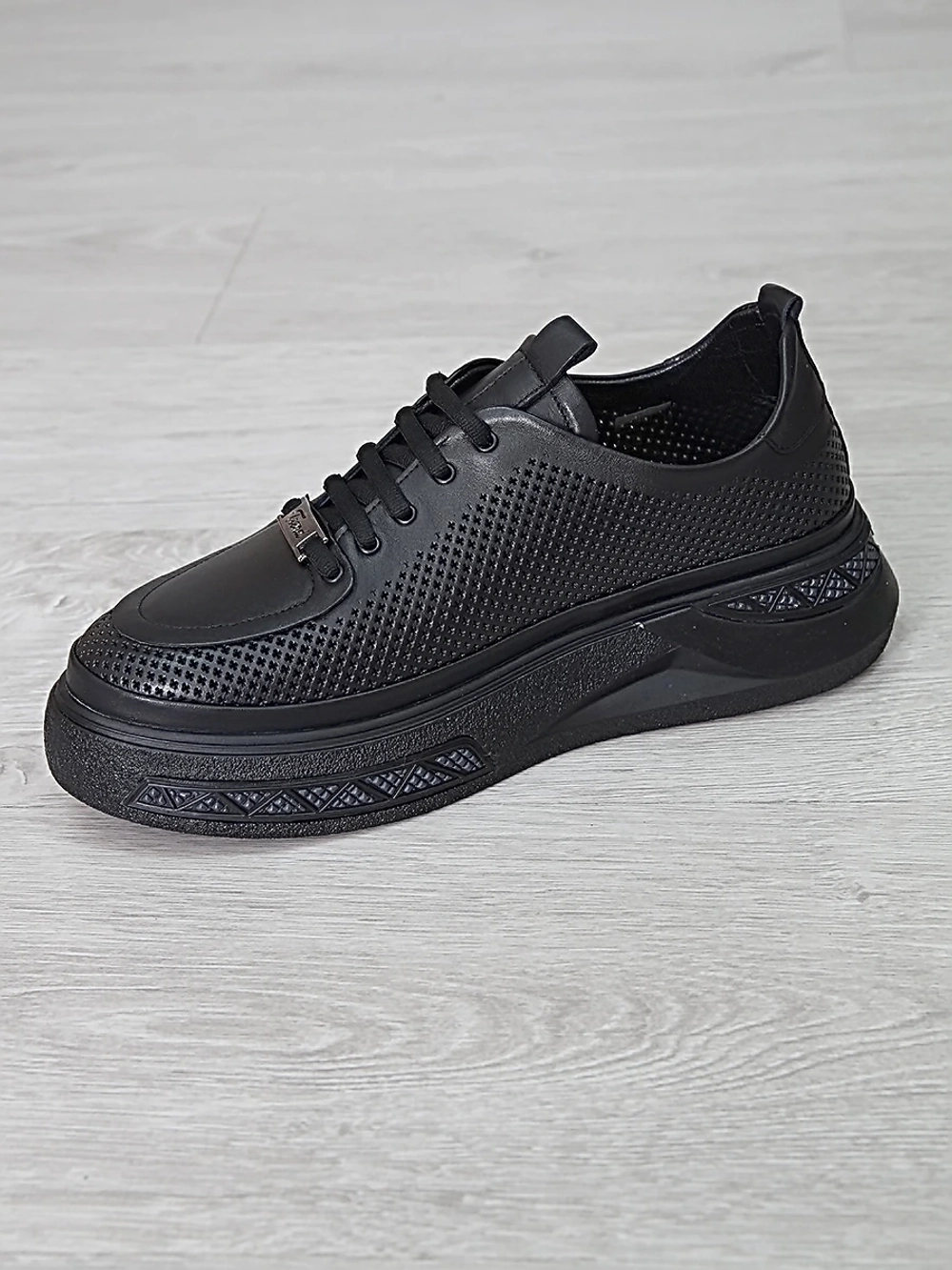 Кроссовки женские летние натуральная кожа