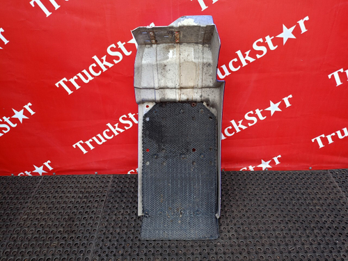 Крыло переднее левое задняя часть