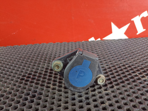 Розетка фаркопа