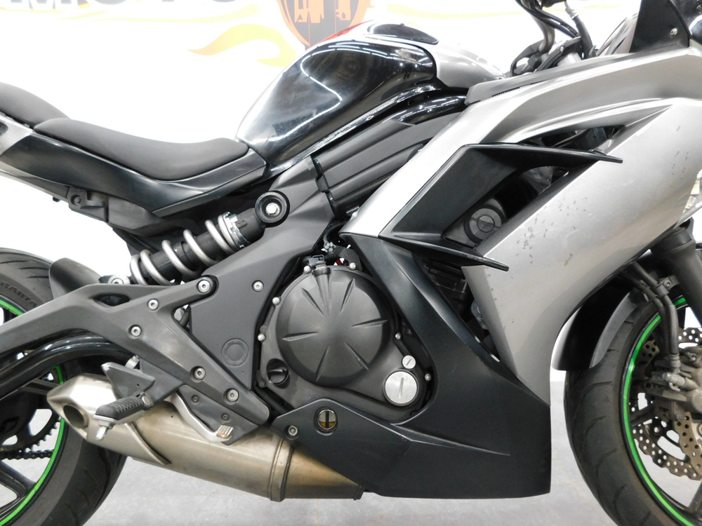 Kawasaki Ninja 400 038402