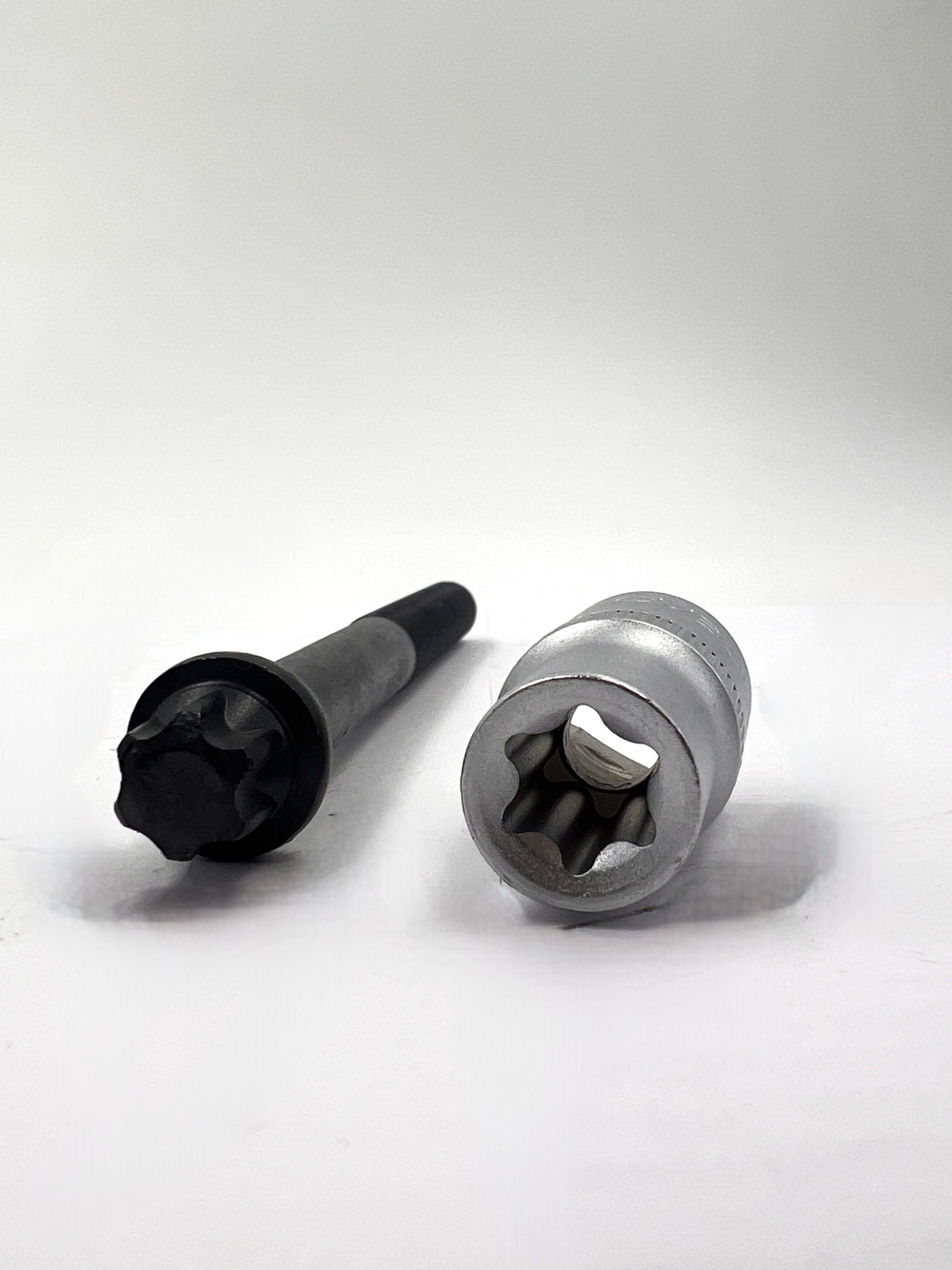 Болт головки блока цилиндров нового образца для ВАЗ 2108-21099 комплект 10 шт