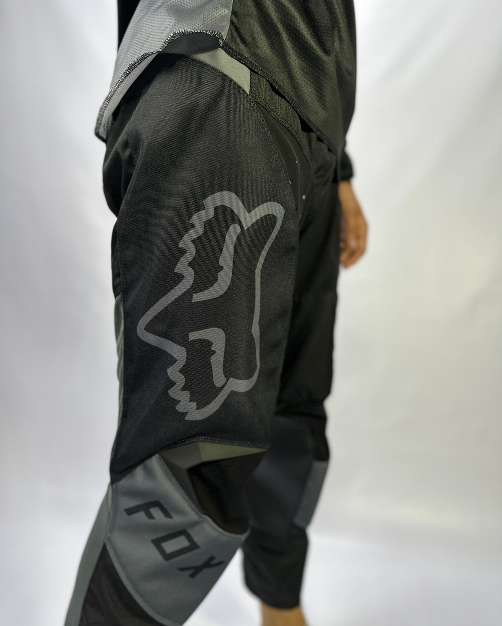 Мотокостюм FOX