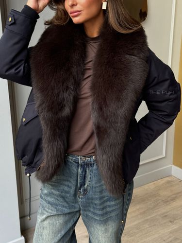 Темно-синяя пуховая парка с мехом лисы