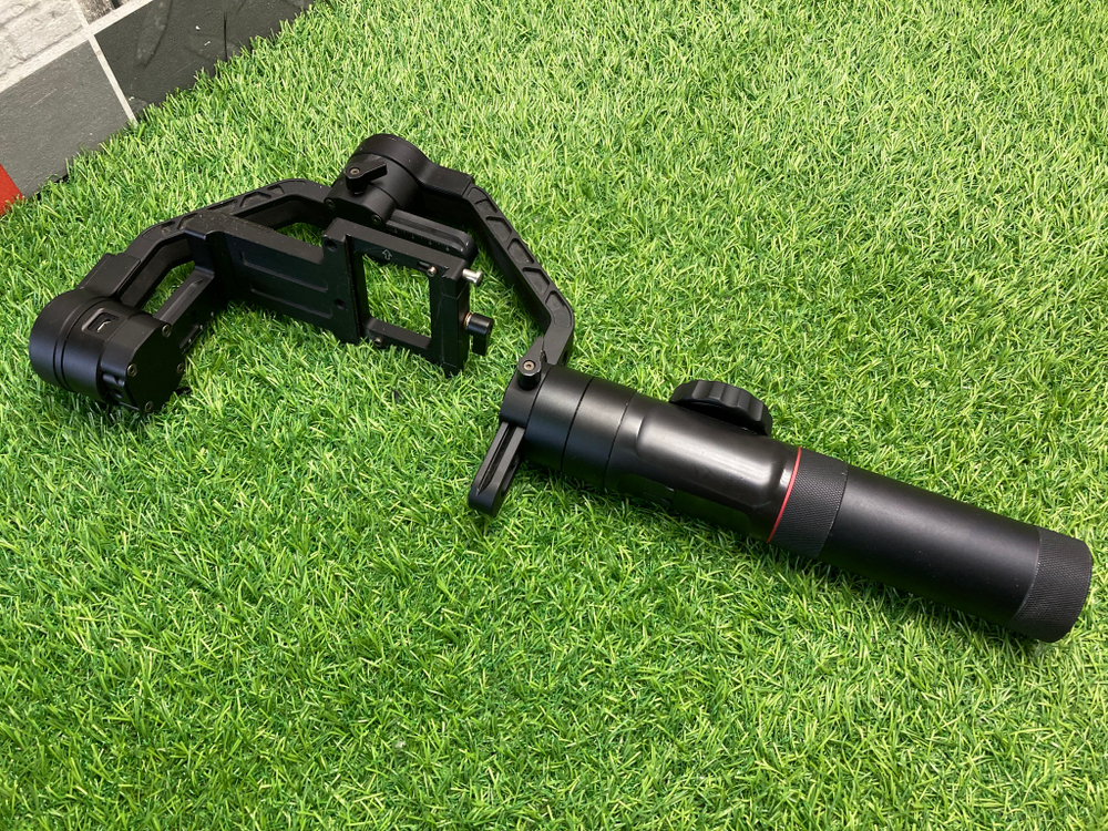 Zhiyun Crane 2