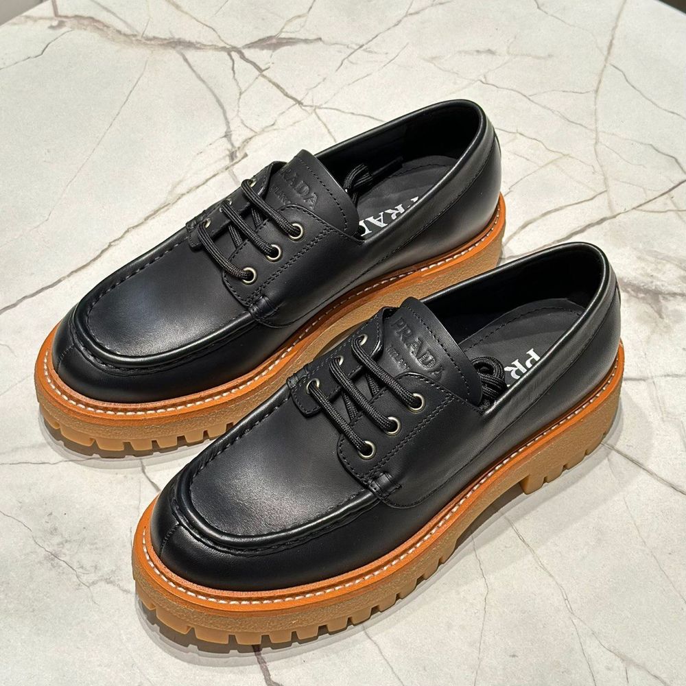 Лоферы Prada