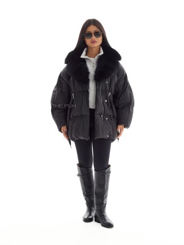 Черный пуховик летучая мышь с мехом