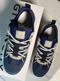 Кроссовки Givenchy