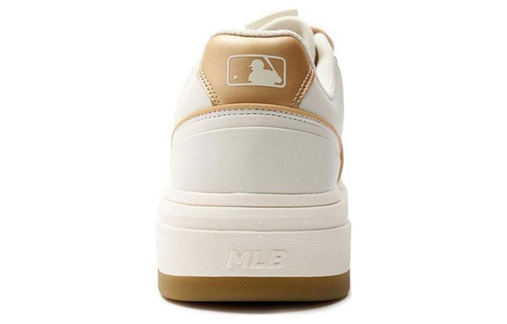 MLB Chunky Liner casual all-match shock-absorbing breathable low-top sneakers for men and women with the same gold color