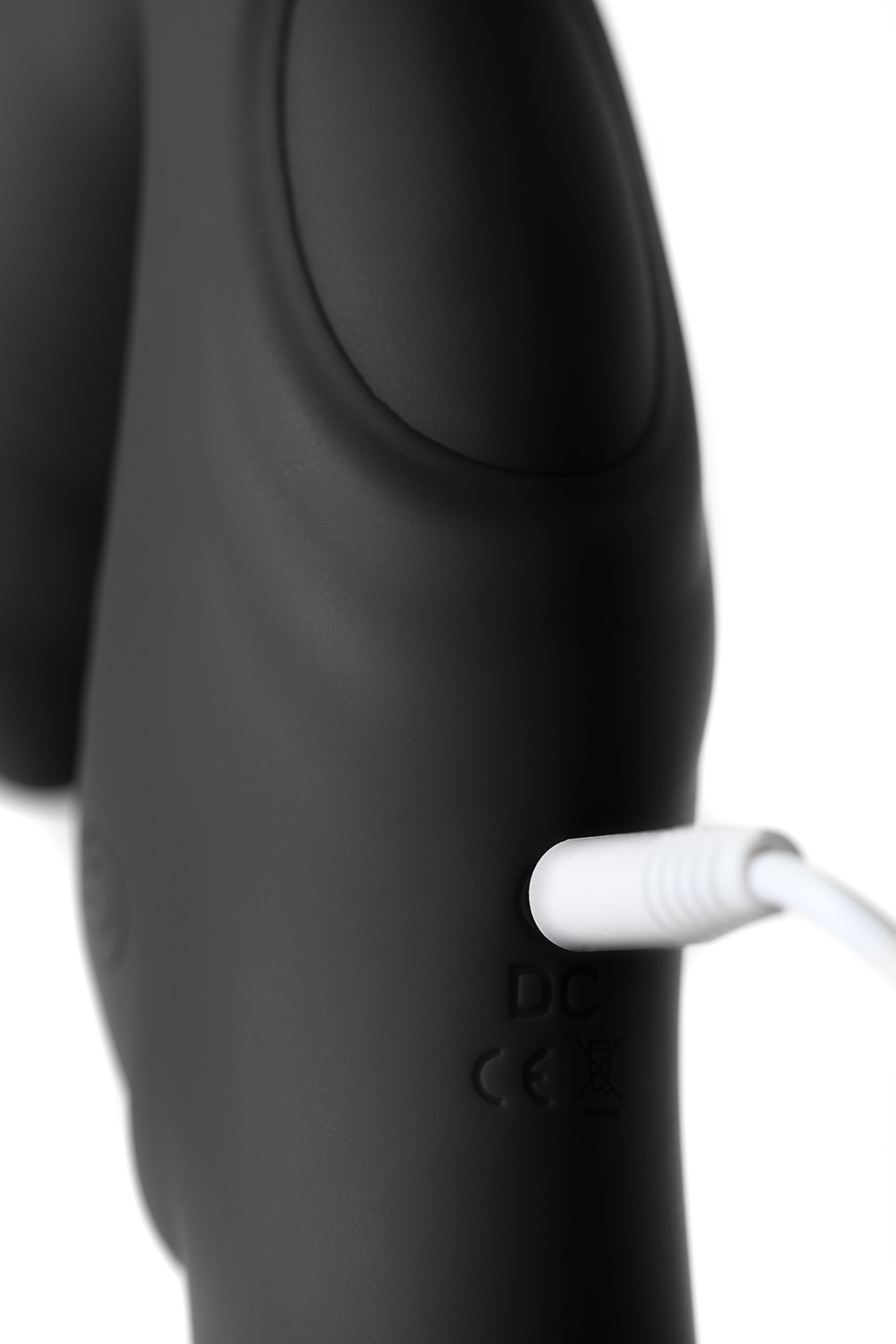 Безремневой страпон Toyfa Black&Red чёрный 35 см