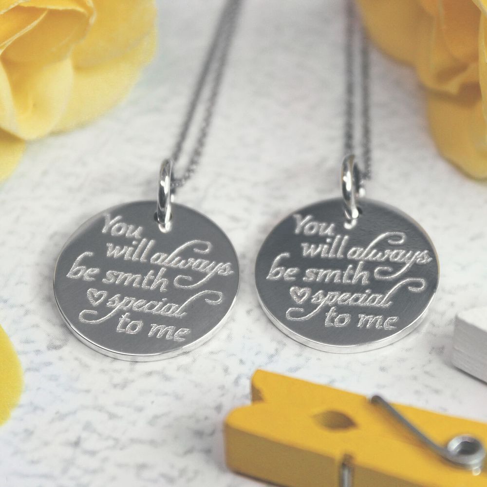 Парные серебряные кулоны для двоих со своим текстом на заказ