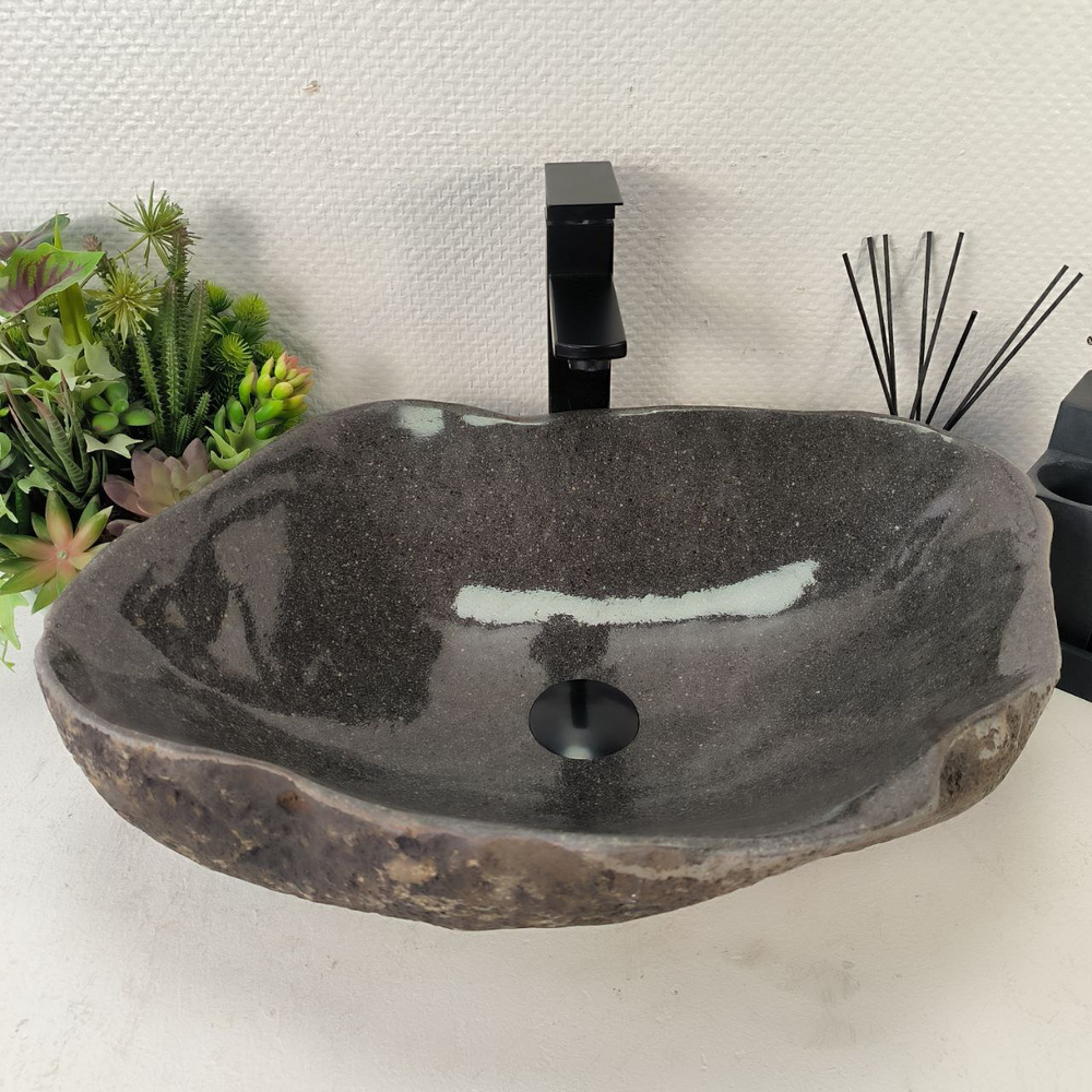 Раковина из речного камня RS-65041 51*39*15 0862