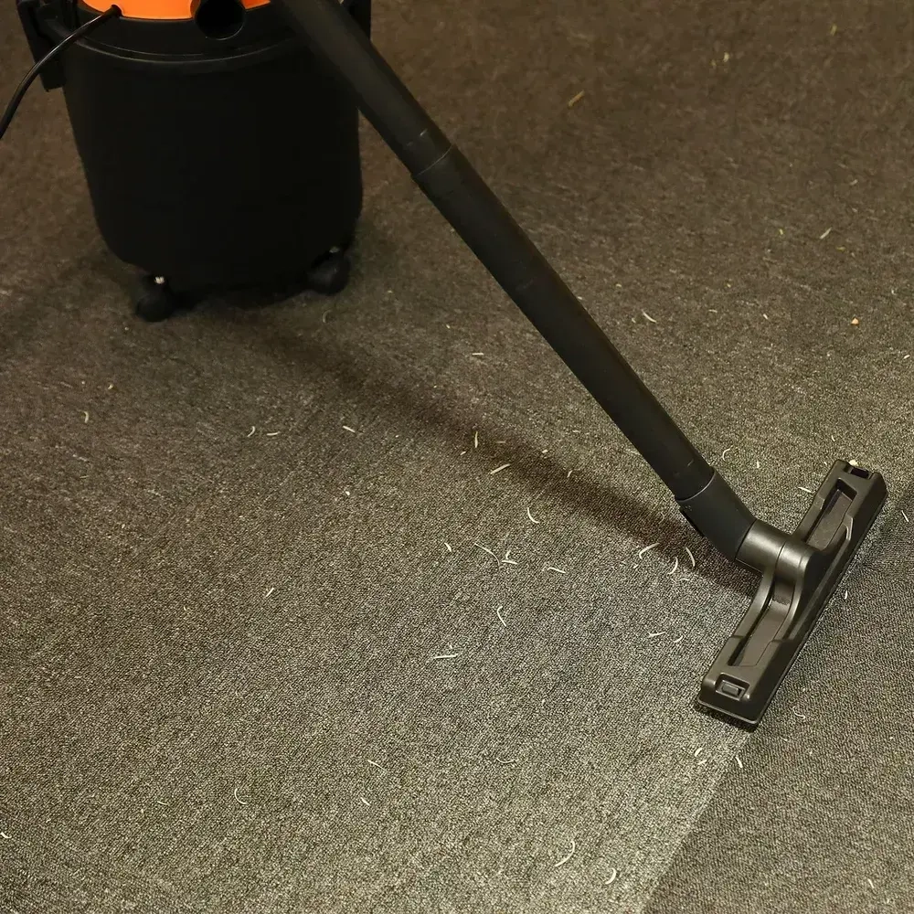 Профессиональный строительный пылесос DEKO DKVC-1400-15P