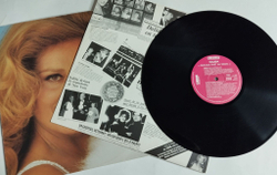 Винтажная виниловая пластинка LP Dalida Quelque Part Au Soleil (France 1988)