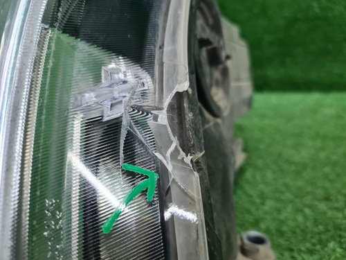 Битая Фара правая Mercedes V w447 (2014-н.в.) LED