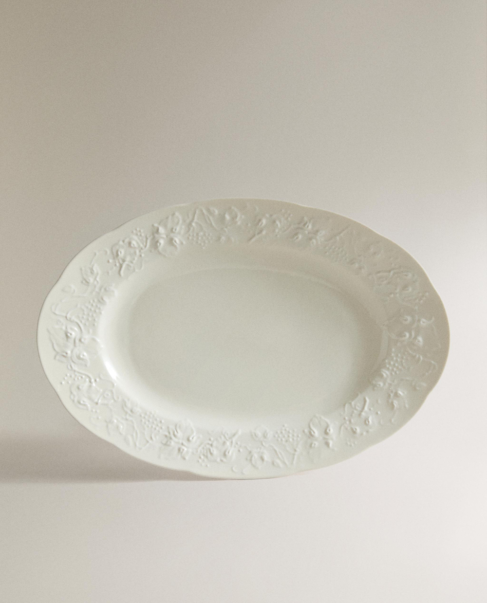 Zara Home блюдо сервировочное из фарфора, цвет кремовый, 28.4 см