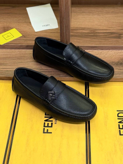 Мокасины Fendi