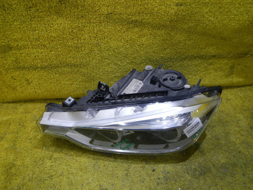 Битая Фара левая BMW 3er F30 (2015-2020) LED