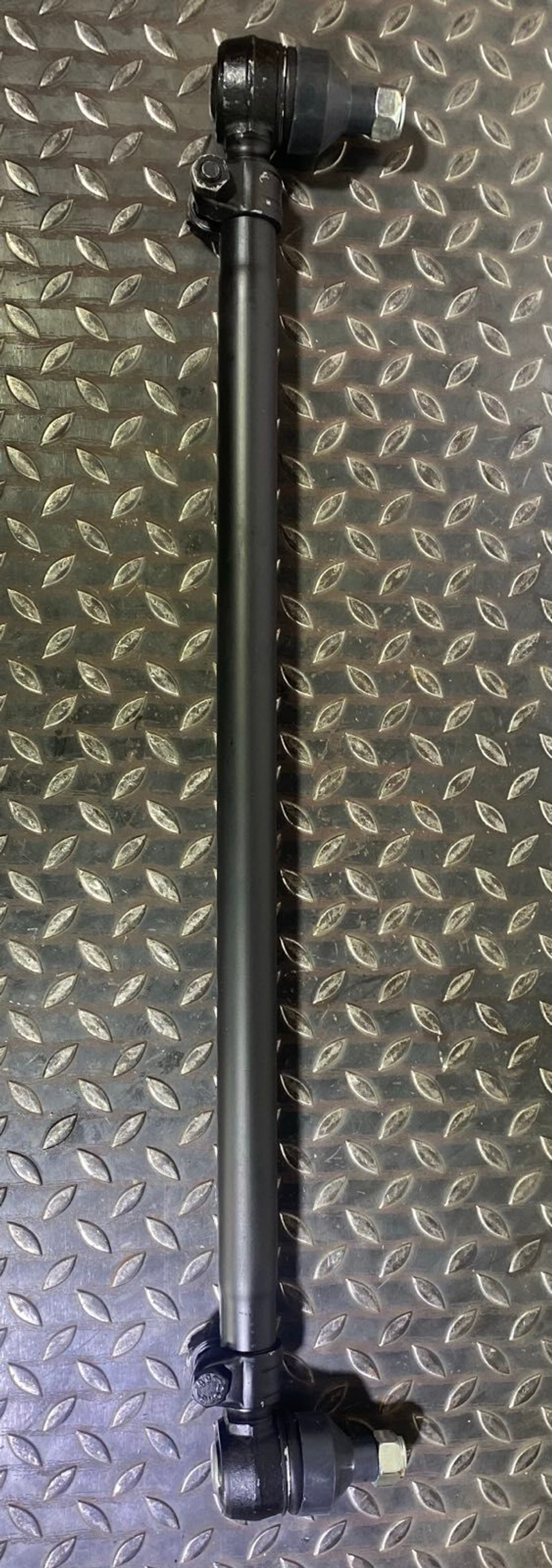 Тяга рулевая 11196986