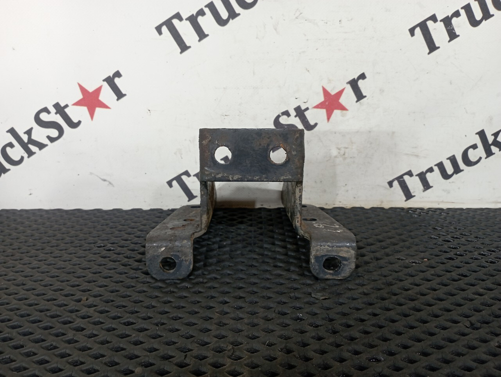 Кронштейн крыла заднего 2020г.