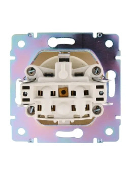 Розетки с заземлением 3 шт + рамка 3 поста Legrand valena 220В, 16А,цвет слоновая кость