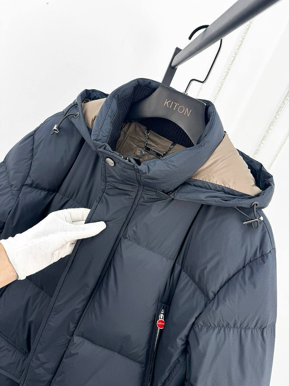 Пуховик Kiton