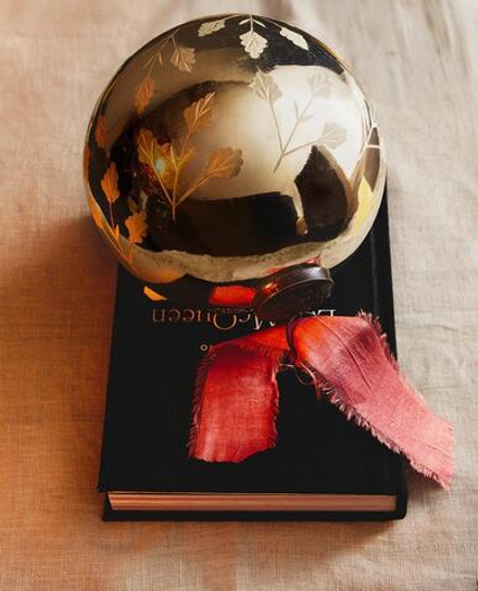 ZARA HOME УКРАШЕНИЯ ДЛЯ РОЖДЕСТВЕНСКОЙ ЁЛКИ В ФОРМЕ ШАРА С ЛИСТЬЯМИ, СЕРЕБРЯНЫЙ