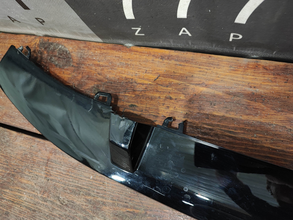 Накладка переднего бампера Haval Jolion 24-нв Б/У Оригинал 2803169XST01A