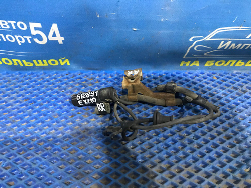 Датчик ABS задний правый TOYOTA RAUM 1997-2003