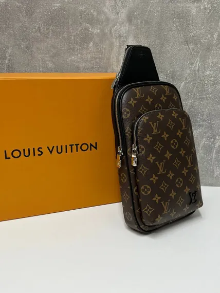 Сумка-слинг Louis Vuitton Avenue NM канва Monogram Macassar