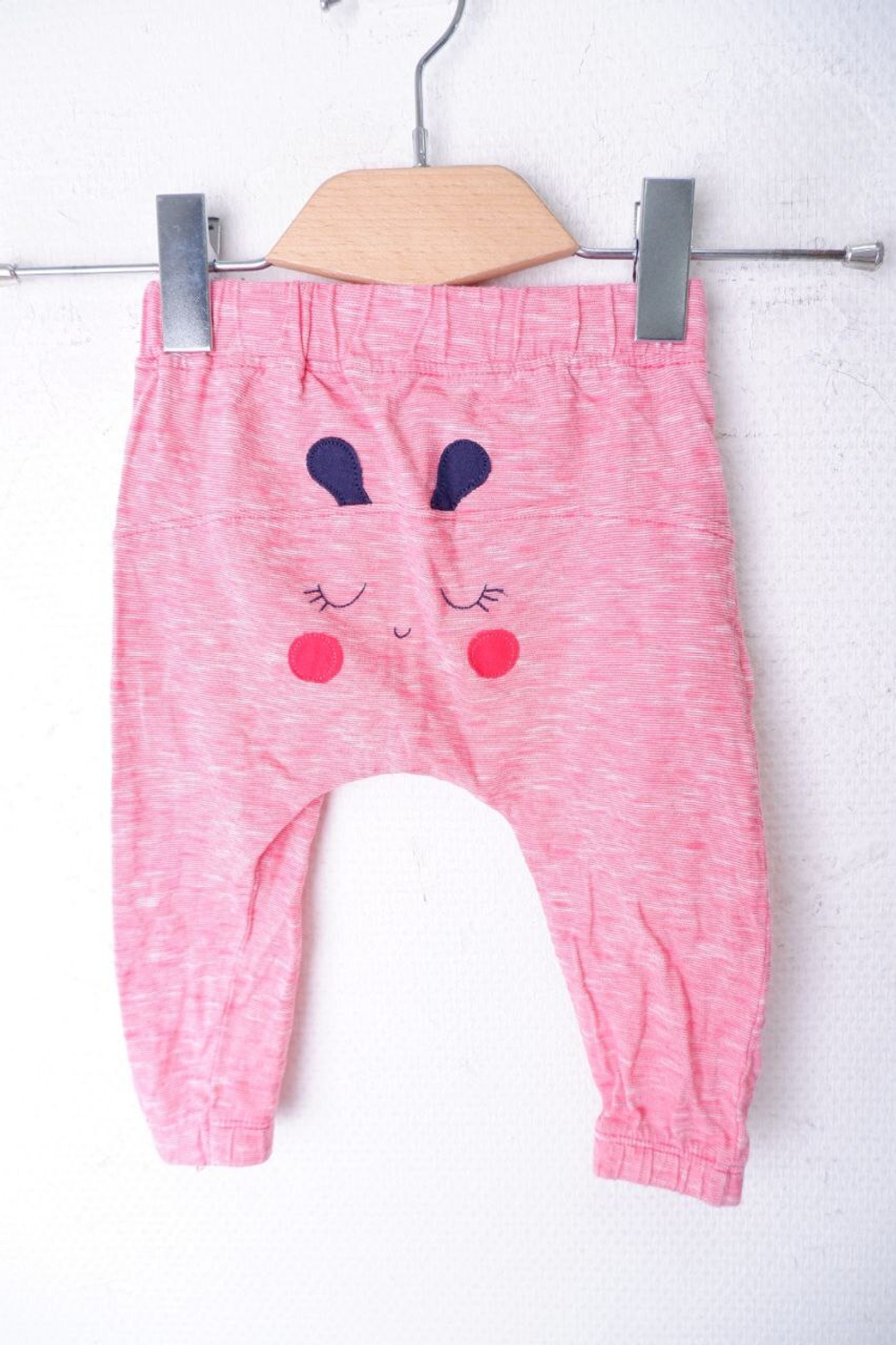 Штаны нежные на 6-9 месяцев