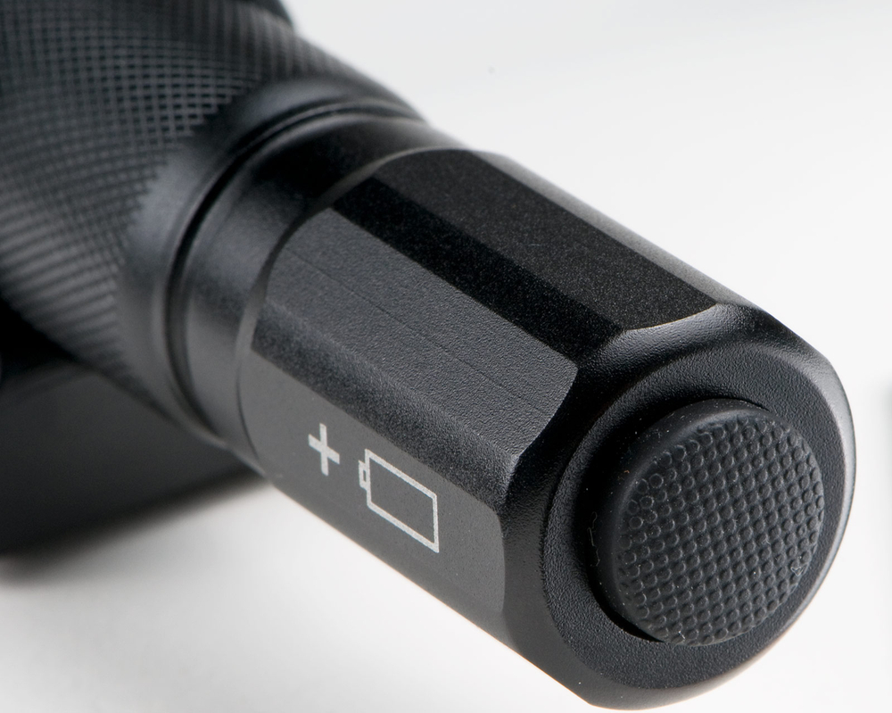 Специальный фонарь с гибкой "шеей" и магнитным основанием Pelican™ 2365