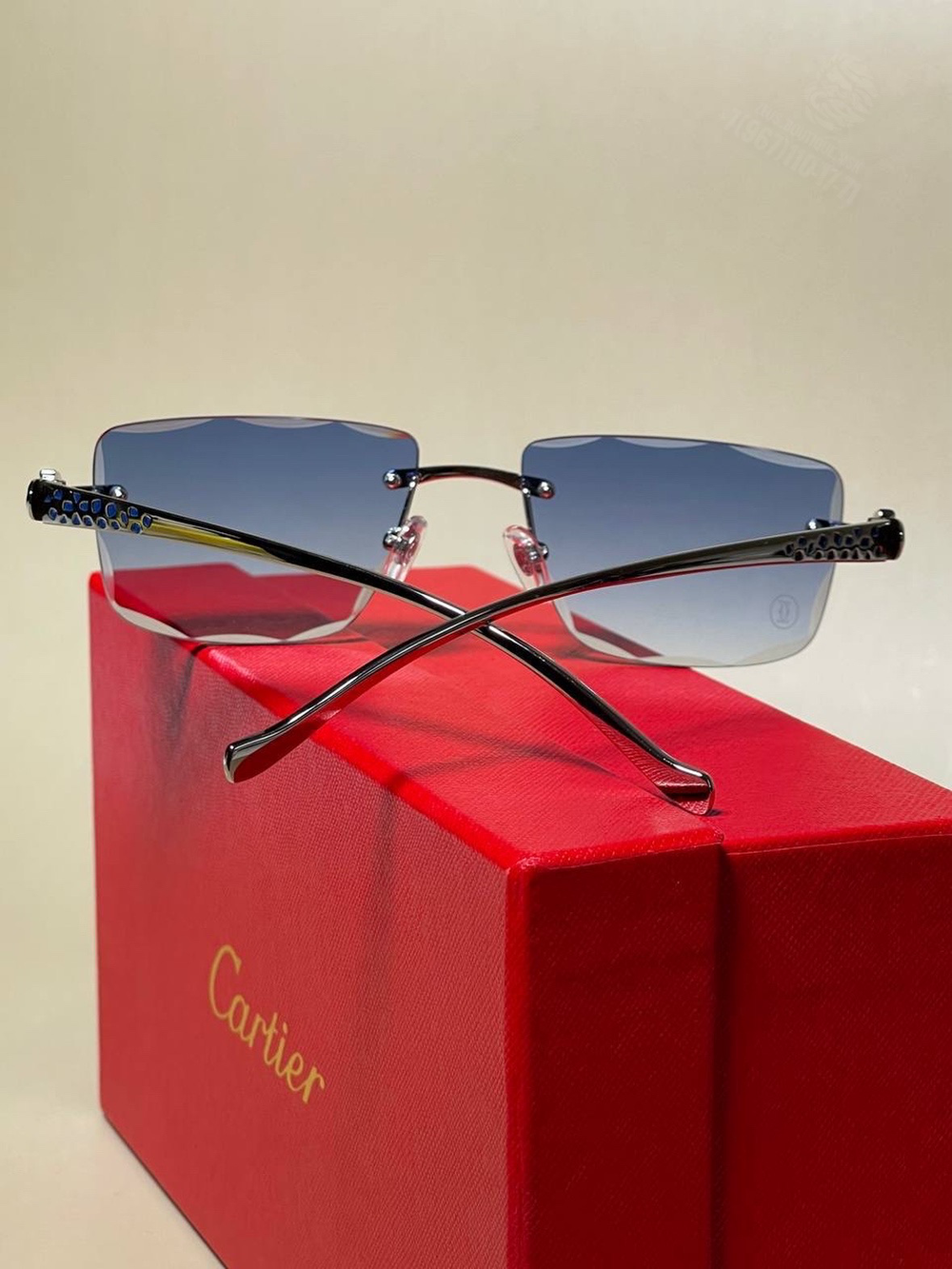 Солнечные очки Cartier