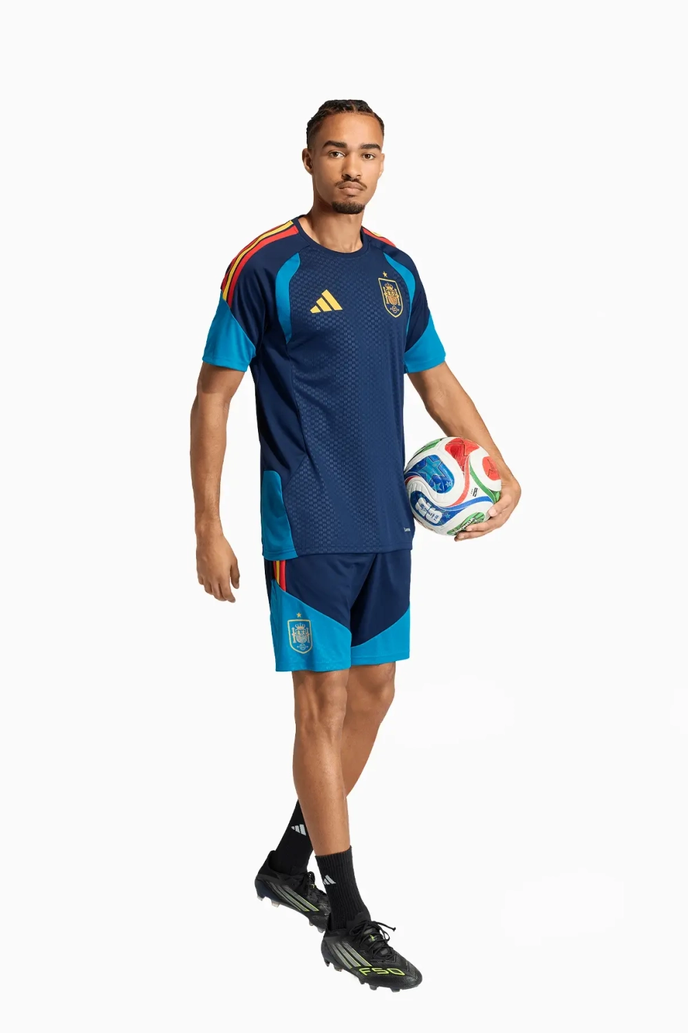 Футболка adidas Spain 2026 Training - темно-синий