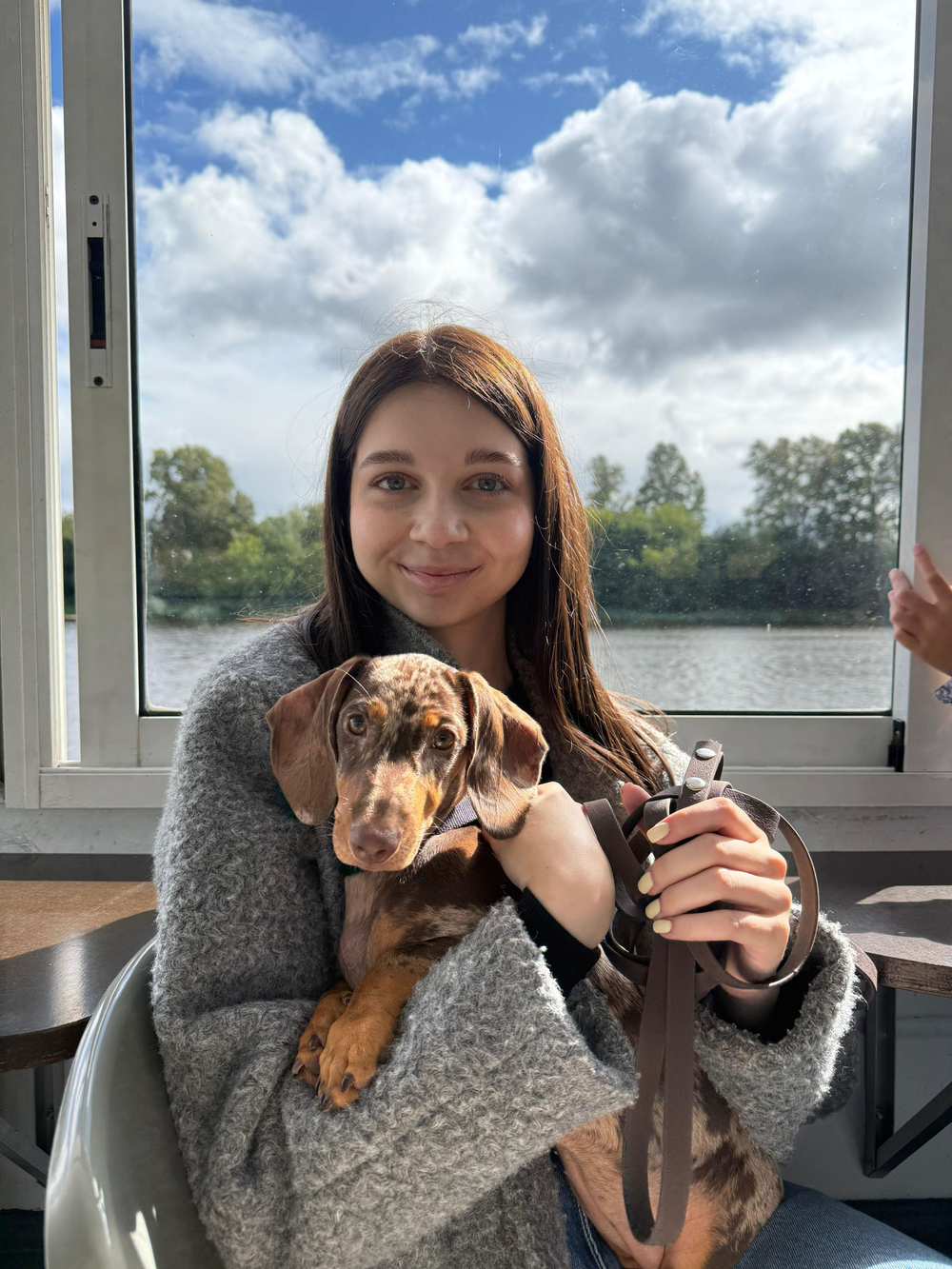 Поводок из Биотана цвет темный кедр, 15 мм , 3 м , теснение под кожу.