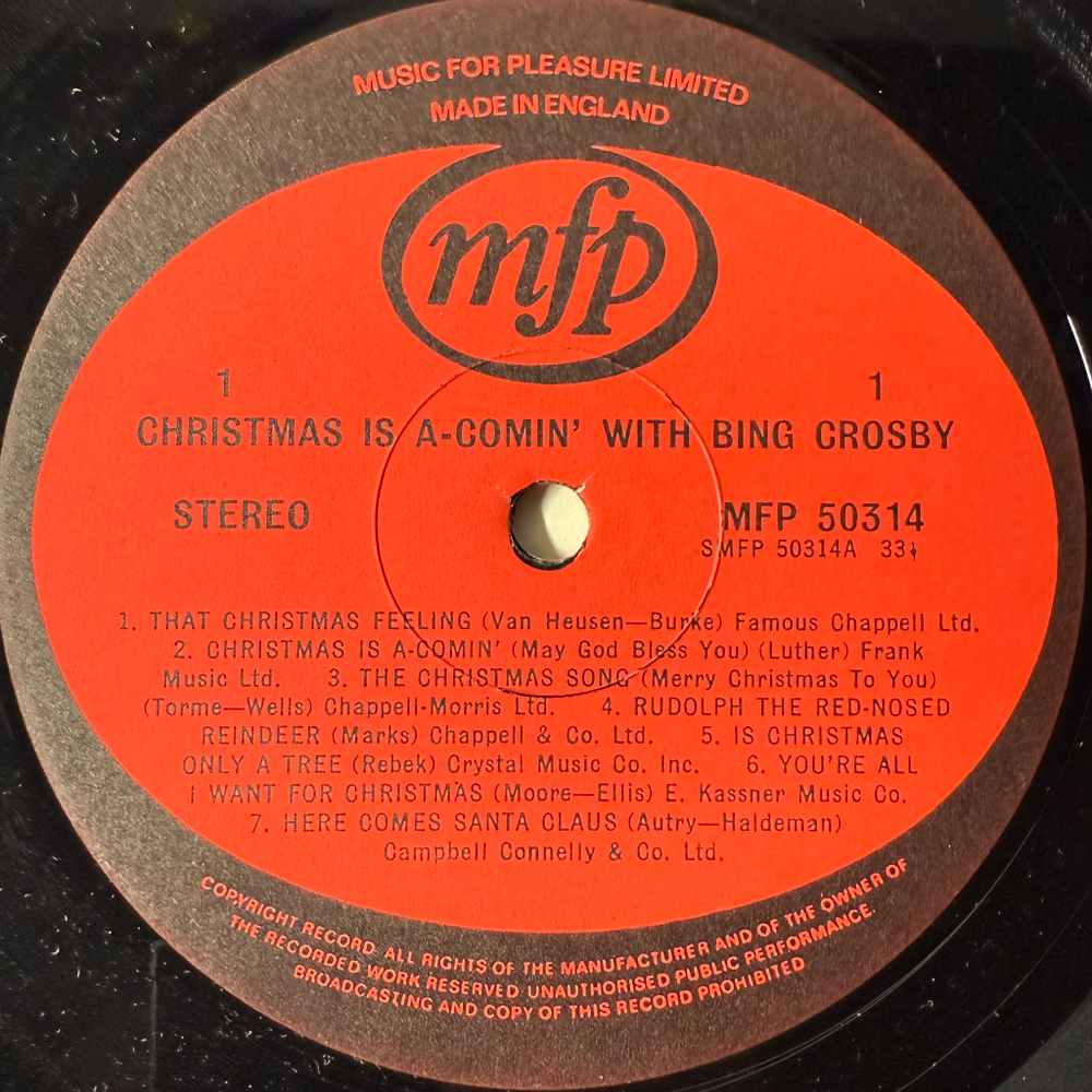 Bing Crosby Also Featuring The Andrews Sisters ‎– Christmas Is A-Comin' With Bing Crosby (Англия 1976г.)