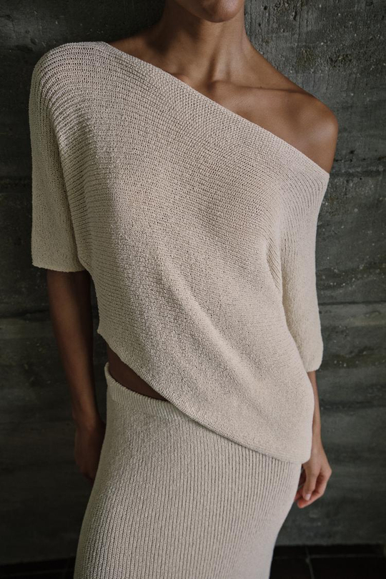 ZARA ТРИКОТАЖНЫЙ ТОП АСИММЕТРИЧНОГО КРОЯ, ПЕСОЧНЫЙ