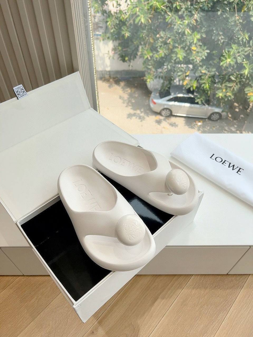 Шлепанцы Loewe, арт. 713701